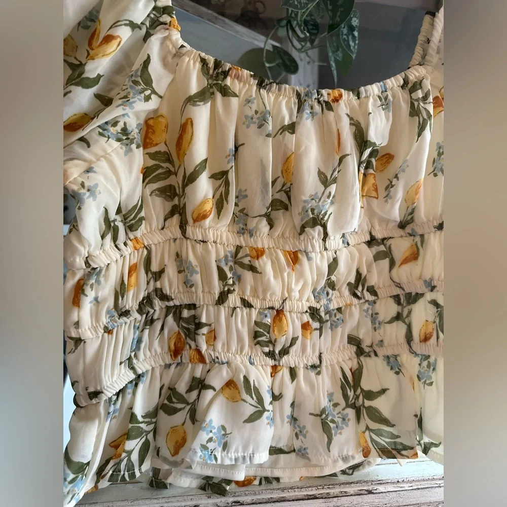 Japna | Floral Yellow/Cream Floral Puff Sleeve Top - Picture 5 of 5